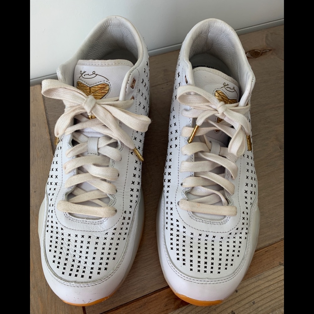 Kobe Bryant shoes